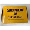 Image 2 : NEW Collector Die Cast Caterpillar Diesel D2 Tractor 1/16