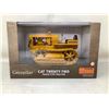 Image 1 : NEW Collector Die Cast Caterpillar Cat Twenty-Two  Type Tractor with Metal Tracks 1/16