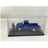 Image 2 : NEW Collector Die Cast 1956 Ford F-100 Pickup Truck in Display Case