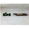 Image 2 : NEW Collector Die Cast John Deere Tractor and Trailer, no box