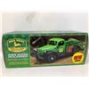 Image 1 : NEW Collector Die Cast John Deere 1946 Dodge Power Wagon