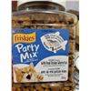 Image 2 : Friskies party Mix case of 3 x 454g