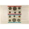 Image 2 : 1977 US MINT SET (UNC) P/D (WITHOUT ENVELOPE)