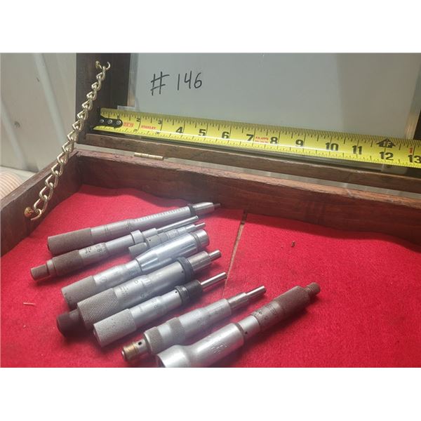 Lot of Micrometer Head