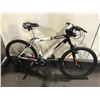 Image 2 : KAWASAKI TORSION 21 SPEED FRONT SUSPENSION MOUNTAIN BIKE