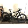 Image 2 : BLACK NO NAME 7 SPEED ELECTRIC ASSISTED BIKE WITH FULL DISC BRAKES