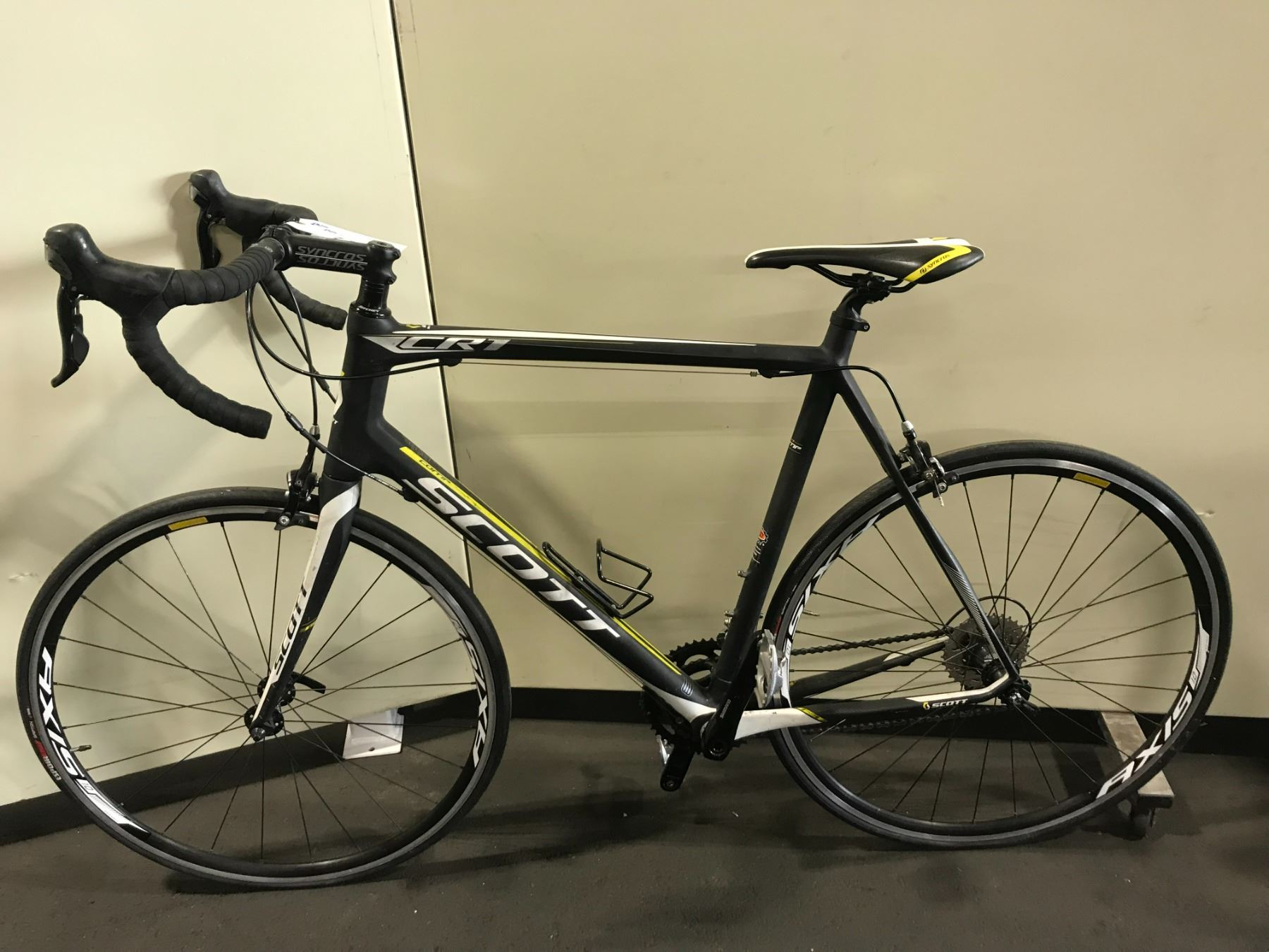 SCOTT CR1 BLACK 18 SPEED CARBON FIBER RACE BIKE