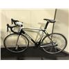 Image 1 : TREK OCLV CARBON BLACK/WHITE 20 SPEED RACE BIKE