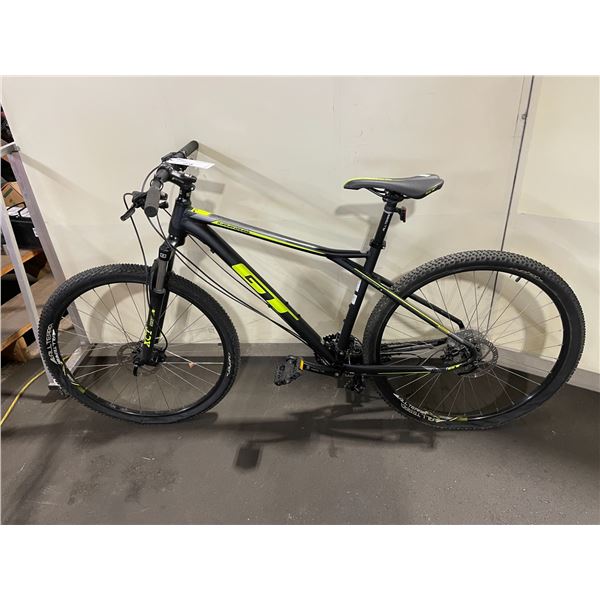 GT KARAKORAM BLACK 27 SPEED FRONT SUSPENSION MOUNTAIN BIKE WITH FULL DISC BRAKES