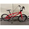 Image 2 : HARO TEAM ISSUE RED SINGLE SPEED BMX BIKE