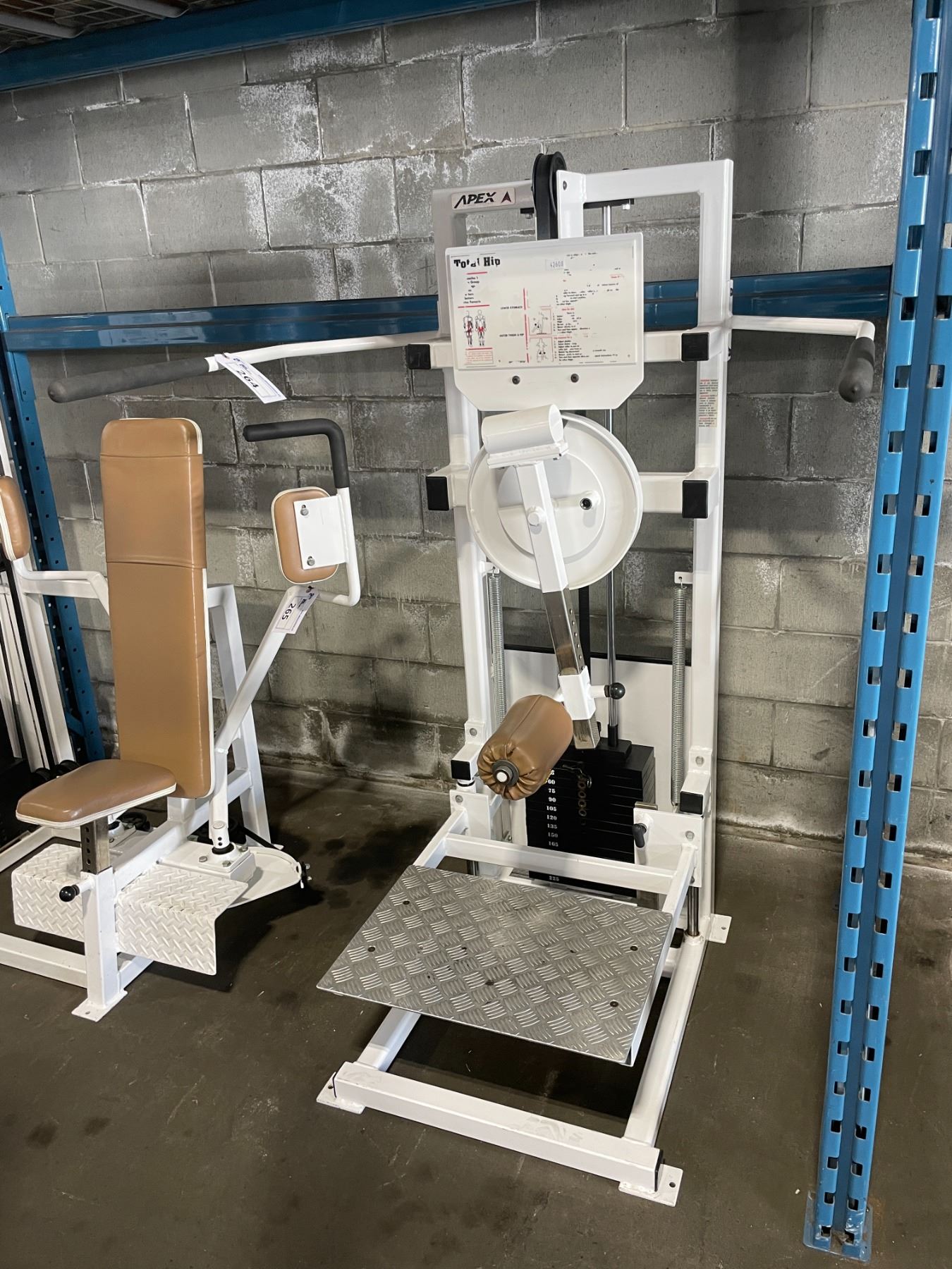 APEX WHITE / BROWN COMMERCIAL TOTAL HIP MACHINE