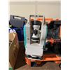 Image 2 : NIKON NE-100 DIGITAL THEODOLITE SURVEYORS TOOL IN HARD TRANSPORT CASE