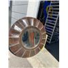 Image 1 : Large mirror