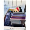 Image 2 : Office related items