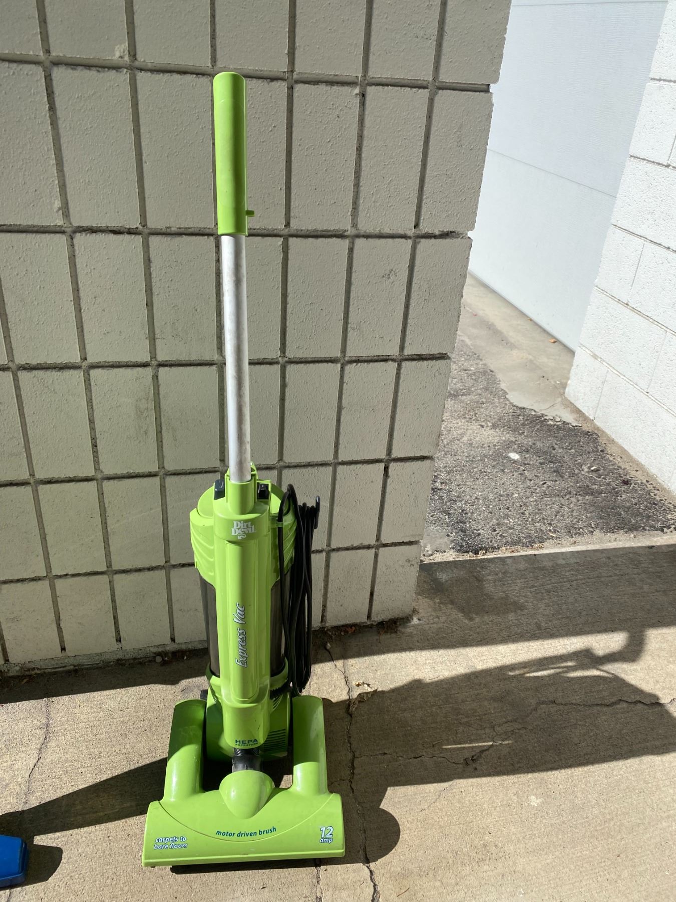 Dirt Devil express vacuum