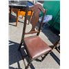 Image 2 : Table base and 4 chairs