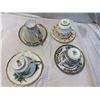 Image 2 : Tea cups and saucers
