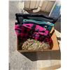 Image 1 : Assorted bags