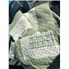 Image 1 : Comforter and pillow shams 82x82" ish