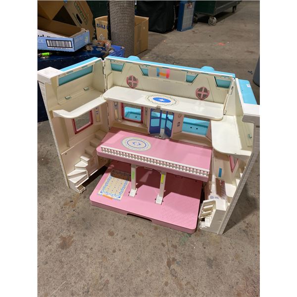 Doll house