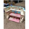 Image 1 : Doll house
