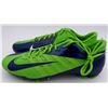 Image 4 : MARSHAWN LYNCH SIGNED NIKE CLEATS SEATTLE SEAHAWKS (LIGHT AUTO) ML Holo