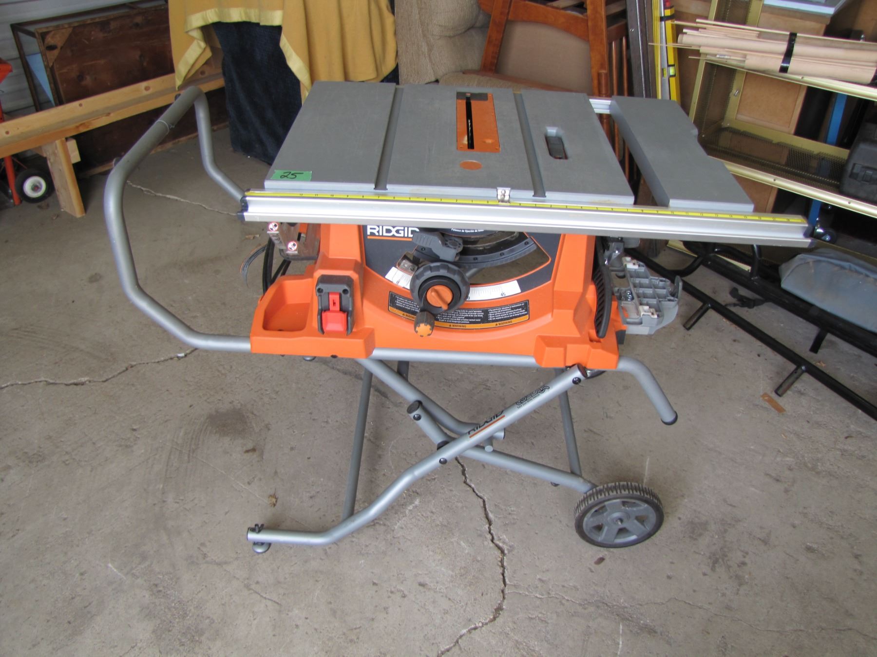 Rigid portable 10 inch table saw