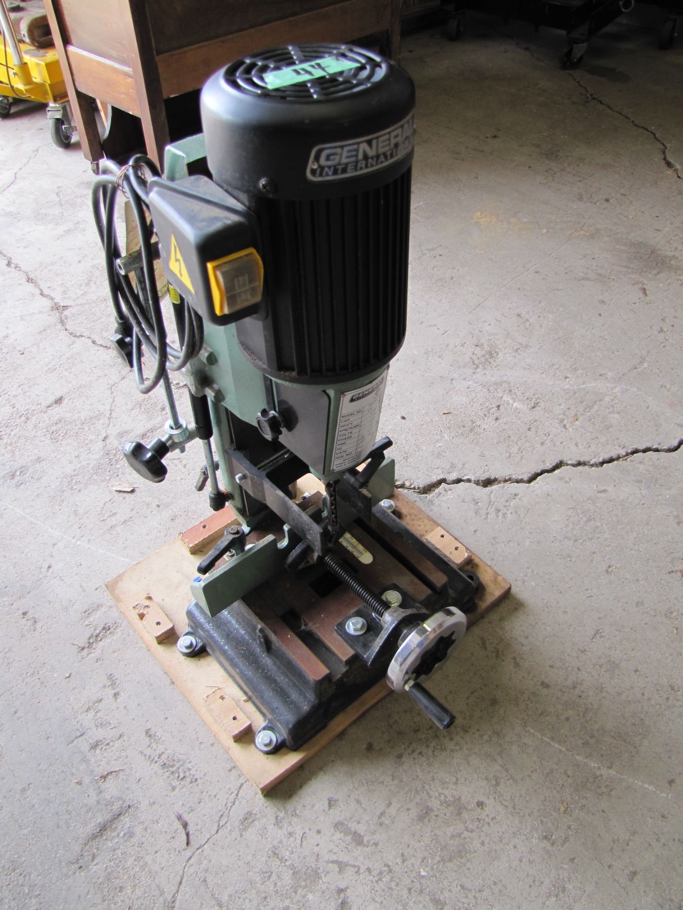 General Benchtop Mortiser 75050T Tilting Head Makes it Ideal for