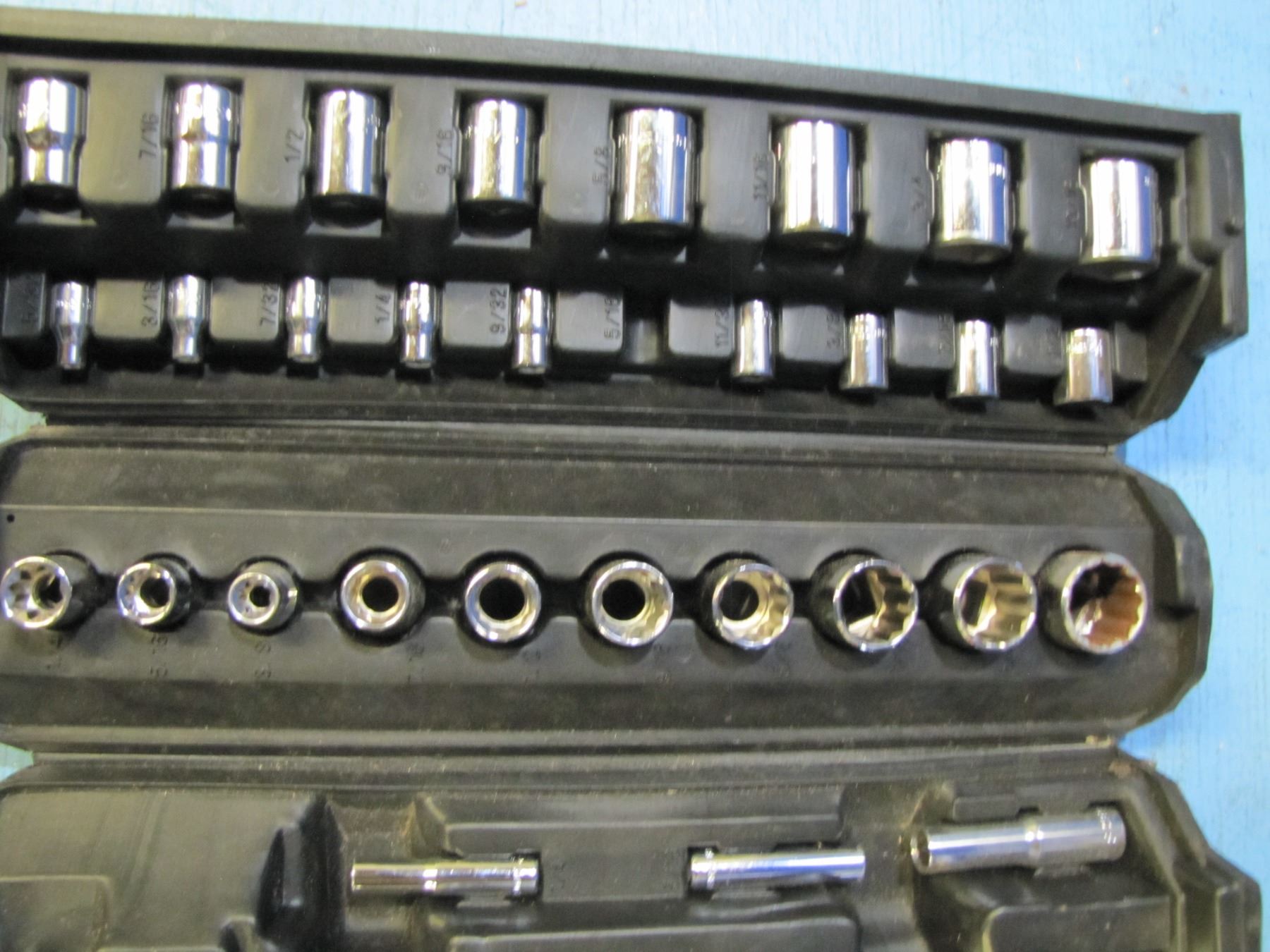 Craftsman ratchet and socket set not complete