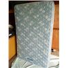Image 1 : Double bed mattress and box spring