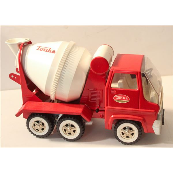 1974 TONKA CEMENT MIXER