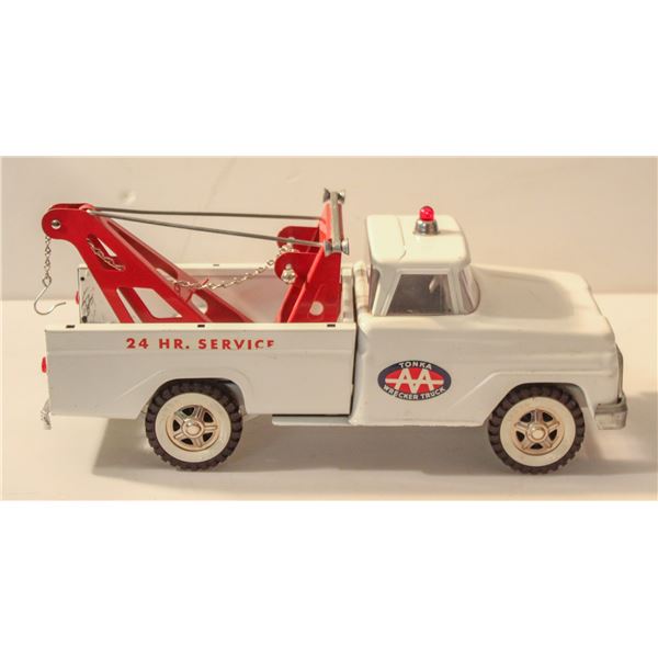 1963 TONKA WRECKER, WHITE