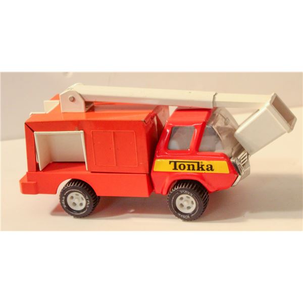 70'S TONKA BUCKET TRUCK