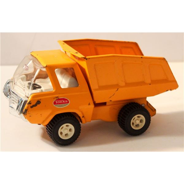 70'S TONKA DUMP TRUCK ORANGE
