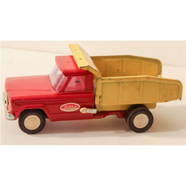 1967 TONKA JEEP DUMP TRUCK RED/YELLOW