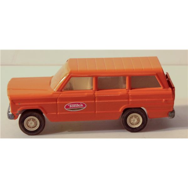 1965 TONKA JEEP WAGONEER ORANGE