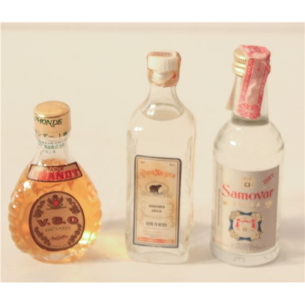 SAMOVAR VODKA, OSO NEGRO GIN, MONDE BRANDY