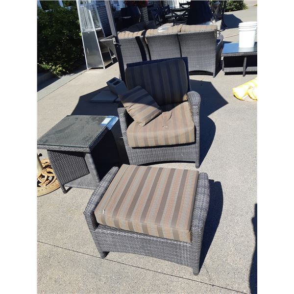 Patio set B