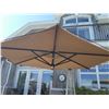 Image 2 : Patio Umbrella B