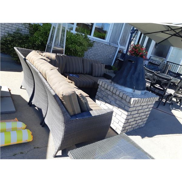 Patio set B