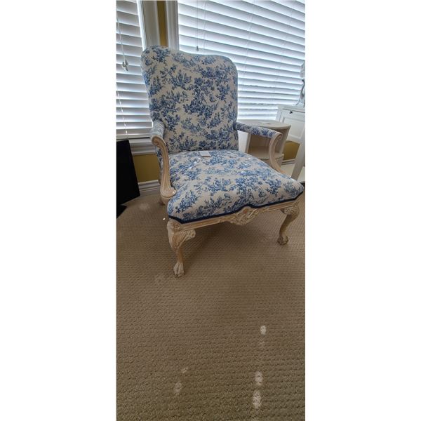 Arm Chair Cat C