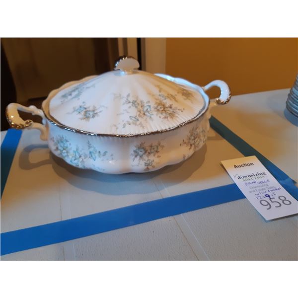 Paragon Fleurette Cat A