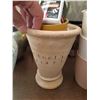 Image 9 : Assortment of Plant Pots Cat B