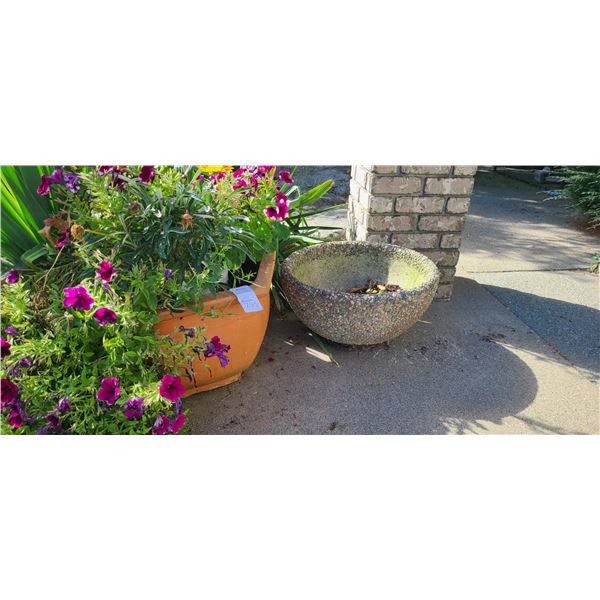 Outdoor Plant Containers Cat C