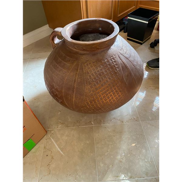 Large Designer Vase/Container Cat B