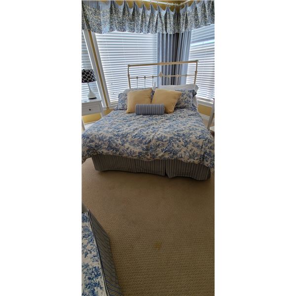 Queen Size Bed Cat B