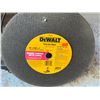 Image 4 : BOSCH 14" CUTOFF SAW MODEL 3814 WITH SPARE BLADE
