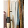 Image 8 : GROUP LOT OF ASSORTED OFFCUTS OF ROLLS OF UPHOLSTERY MATERIAL, METAL ROD,