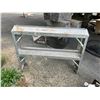 Image 1 : 2-STEP STEP LADDER