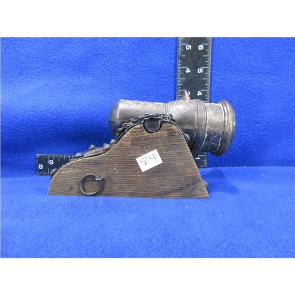 Vintage Mortar Cannon - Mortero Plaza Siglo XVI